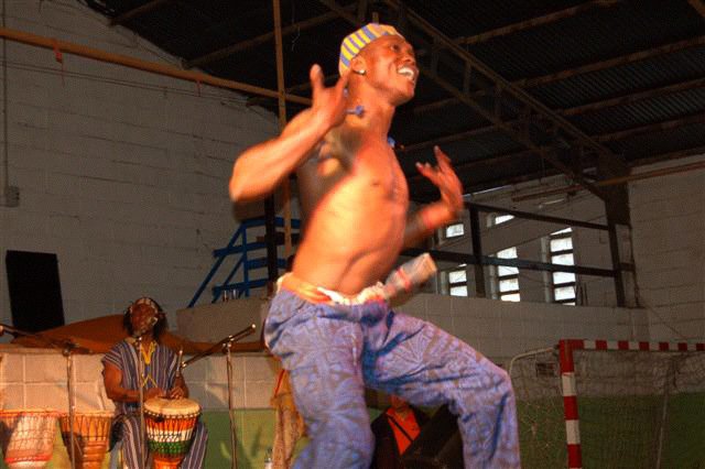 Samedi 30 novembre 2013 – Stage de danse avec Amédé Nwatchok